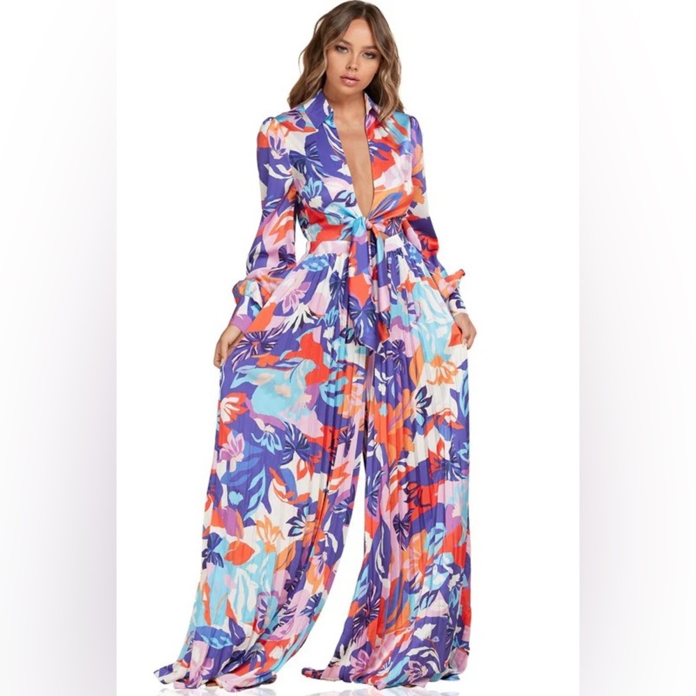 FLORAL PRINT PALAZO PLEATED JUMPSUIT